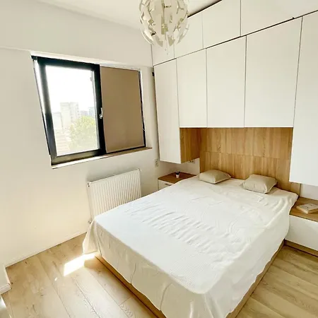 公寓 Light Loft 布加勒斯特